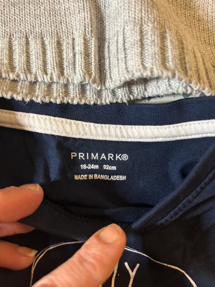 Lot pull/t-shirt - photo numéro 4
