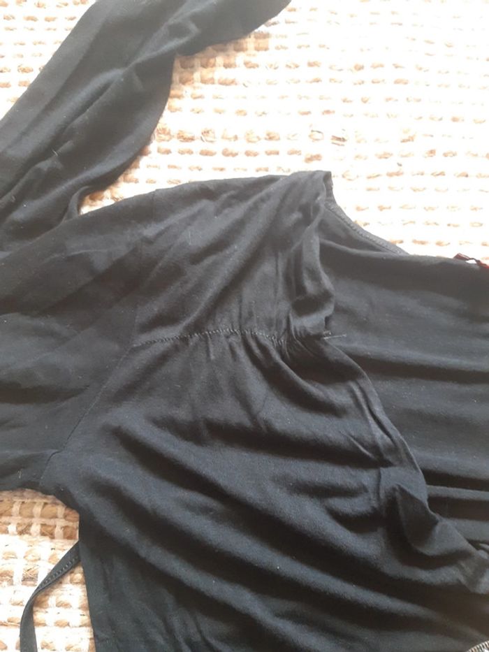 Vends tee-shirt manches longues - photo numéro 2