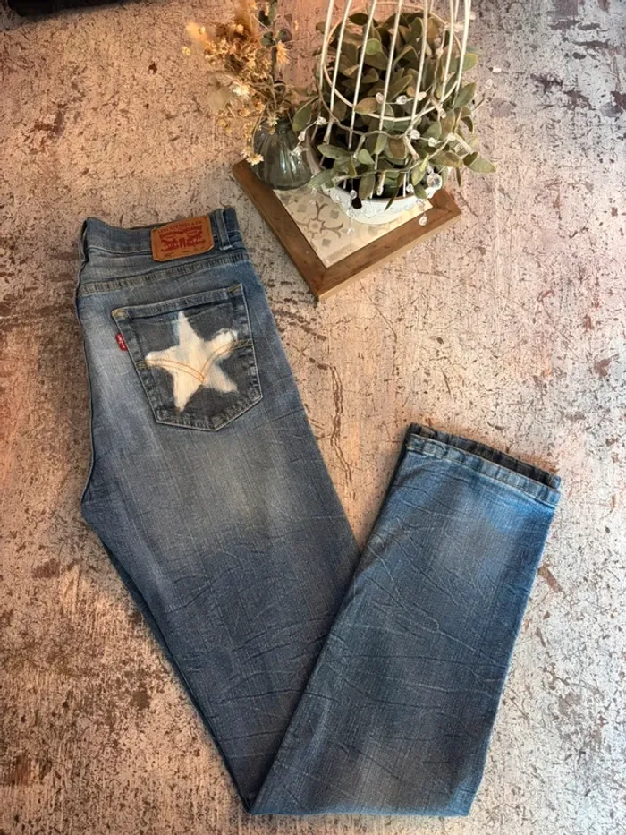 Levi’s 502