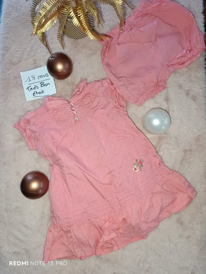 Ensemble sergent major rose robe avec short