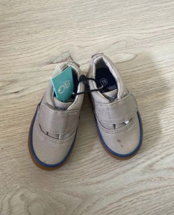 Chaussures bateau scratch taille 19 Obaibi Obaïbi Neuve