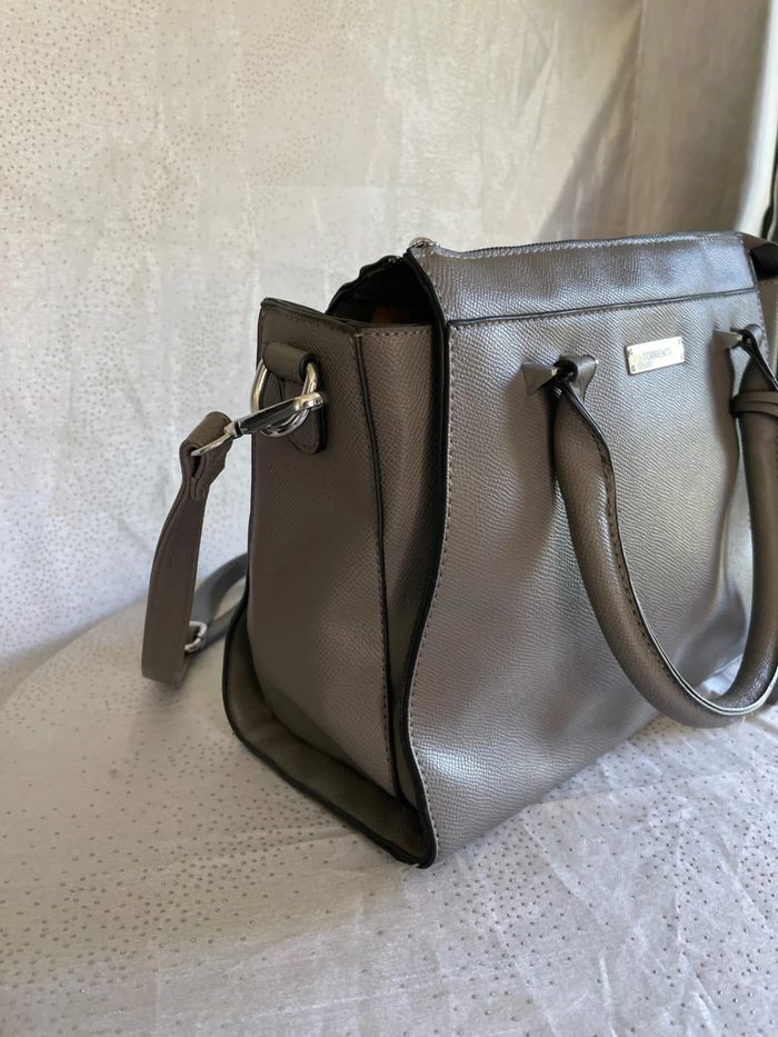 Sac Torrente - comme neuf - photo numéro 3