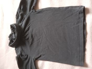 sous-pull noir Kiabi 18 mois