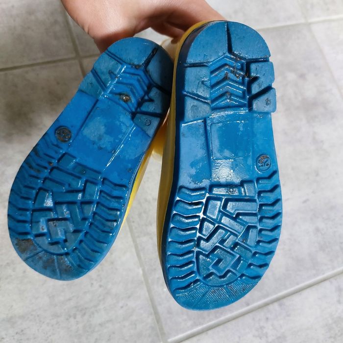 Bottes de pluie minions pointure 25 - photo numéro 5