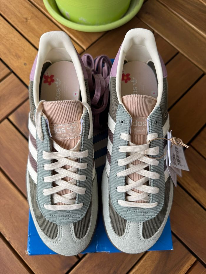 Handball Spezial Magic mauve - photo numéro 2