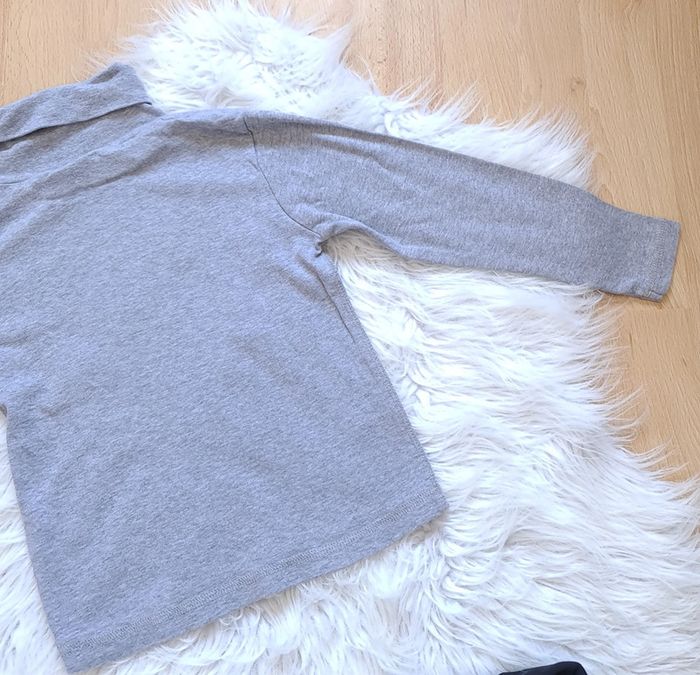 Lot de 2 tee-shirt col roulé taille 5 ans - photo numéro 9