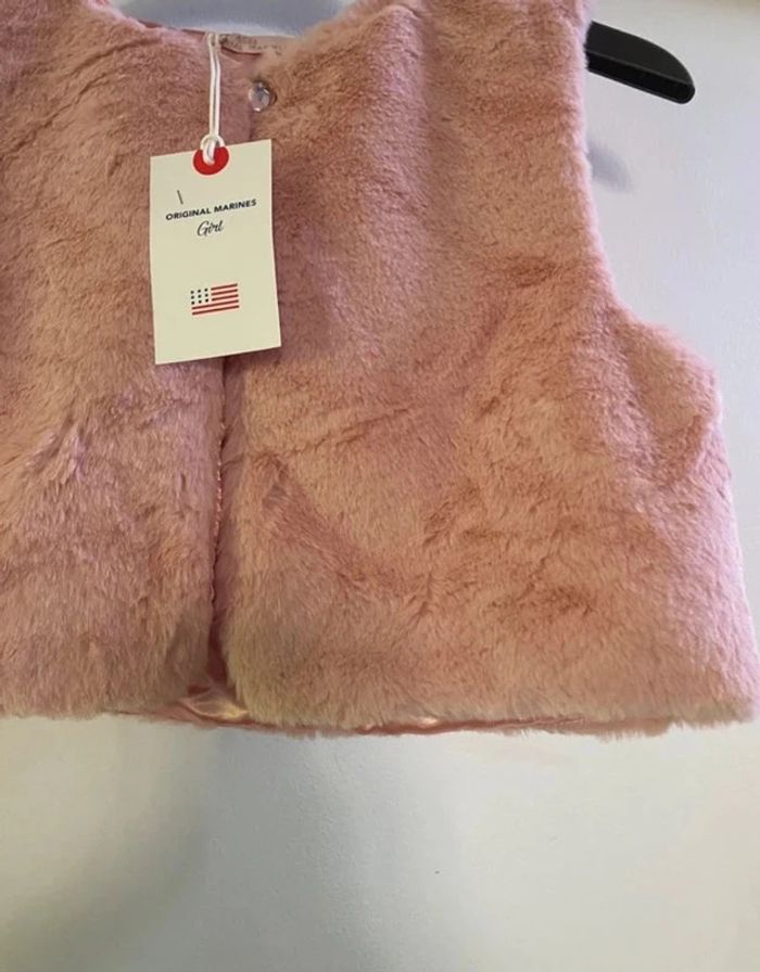 Veste sans manches boléro Original marines en fausse fourrure taille 11 12 ans Neuf - photo numéro 2