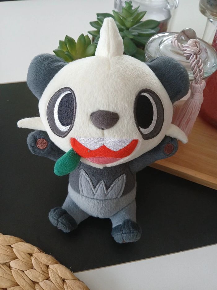 Péluche Pokemon panda Pancham🌿🎁 - photo numéro 5