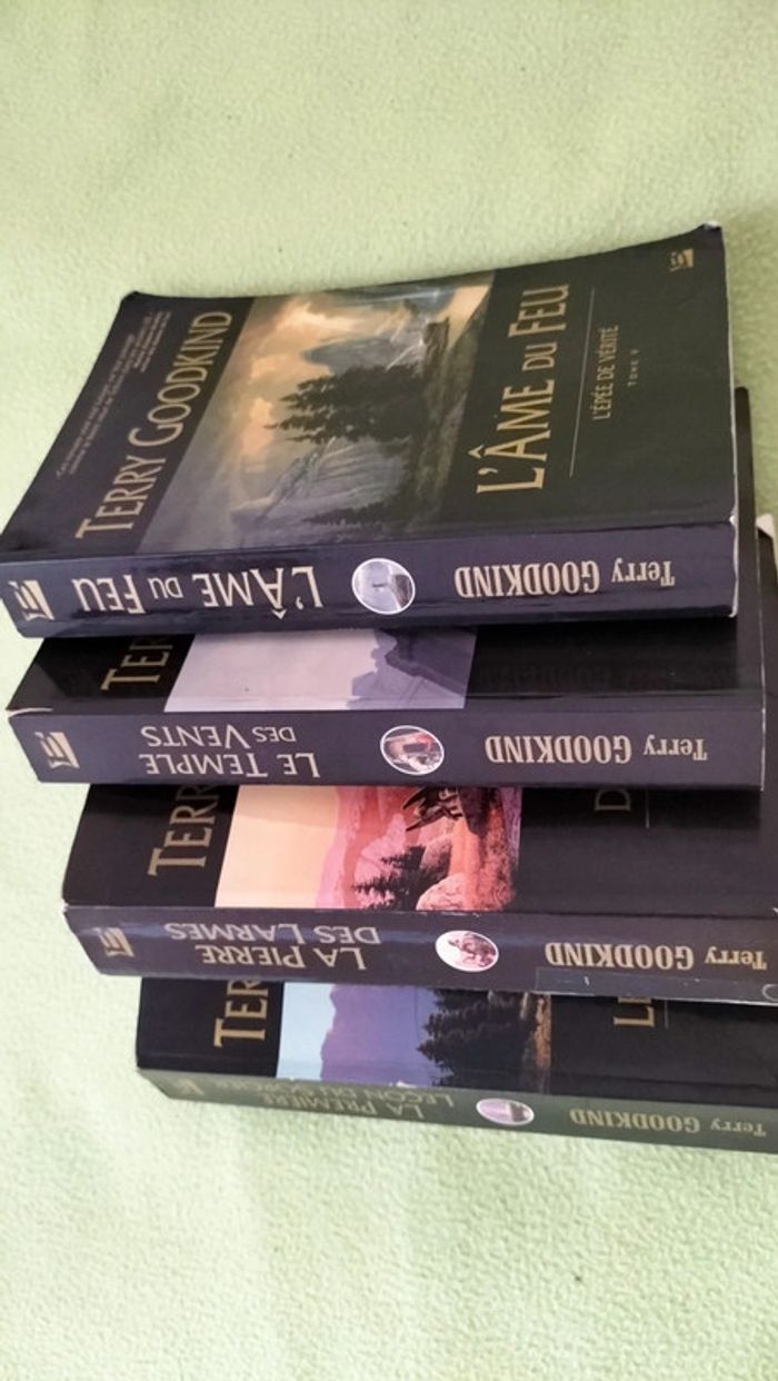 4 livres de Terry Goodking 🌟 - photo numéro 2