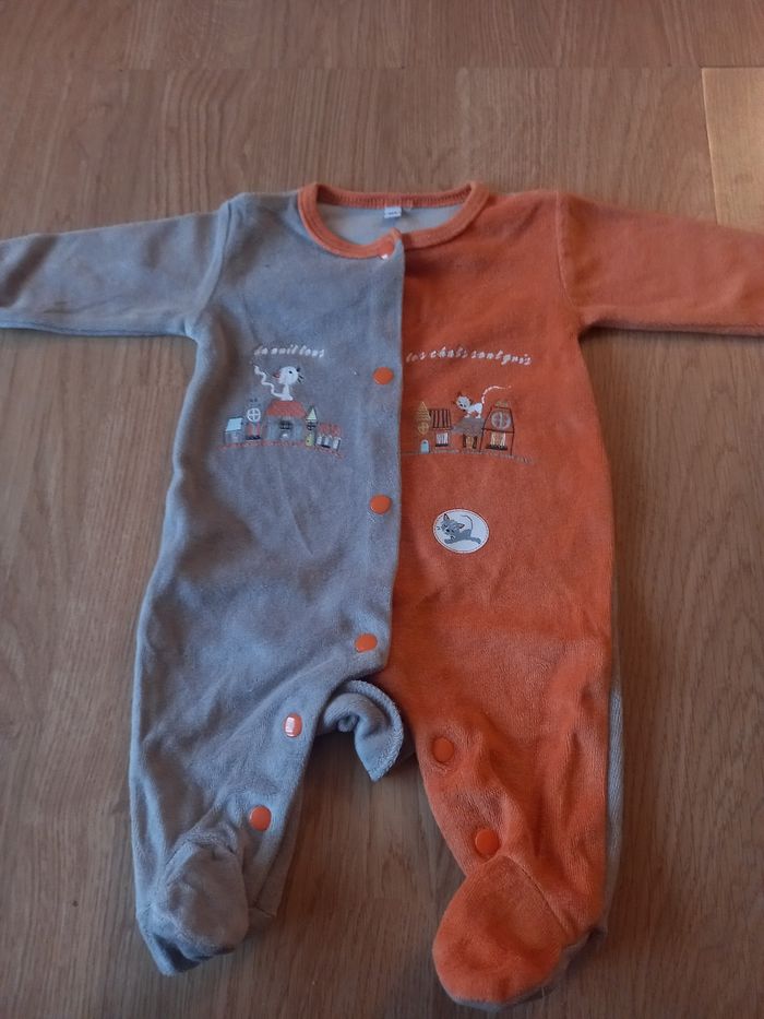 Lot pyjamas - photo numéro 2