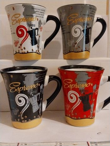 Tasses Espresso/ café- hyper moderne - 4 couleurs- Neuves 