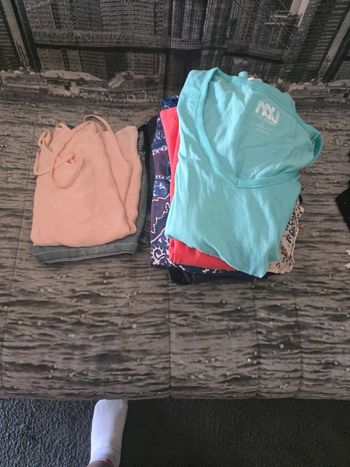 Lot de vêtements femme