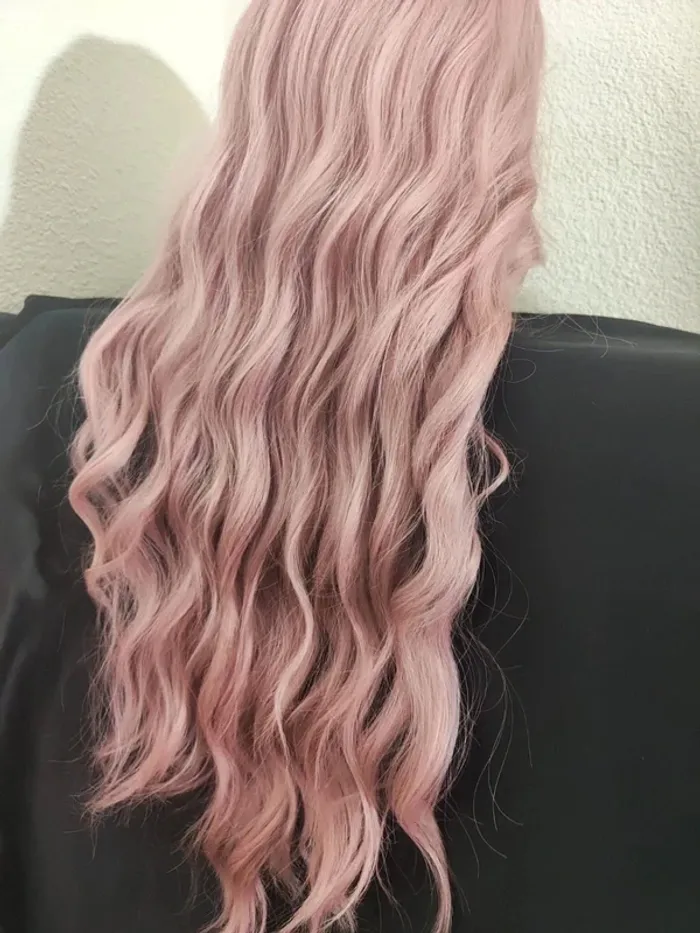 Perruque Naturelle Rose Pastel Luxe Tendance - photo numéro 6