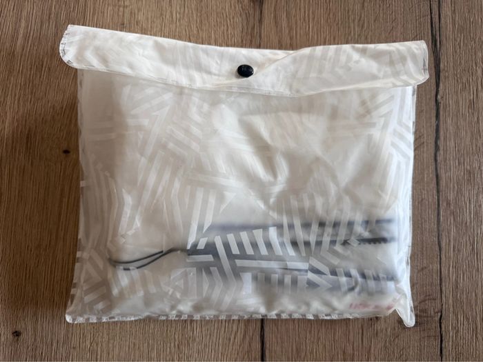 Poncho Ikks taille 3 neuf avec étiquette - photo numéro 15