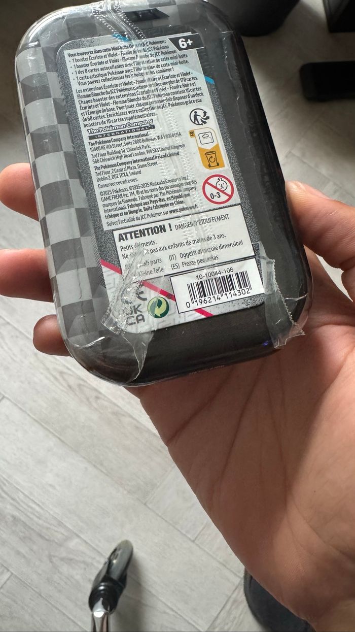 [SCELLE] Pokémon Mini tins Flamme blanche et Foudre noir ev10,5 - photo numéro 2
