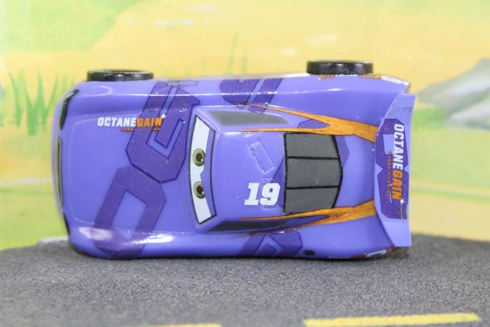 Disney Pixar cars Danny Swervez - photo numéro 9