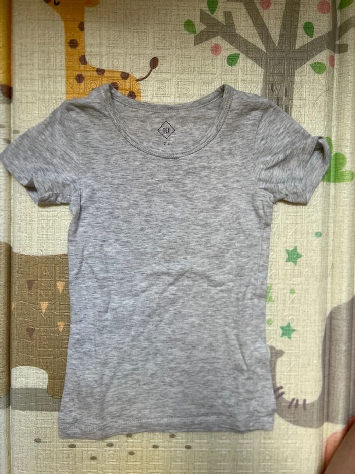 Lot de 4 t-shirts - photo numéro 5