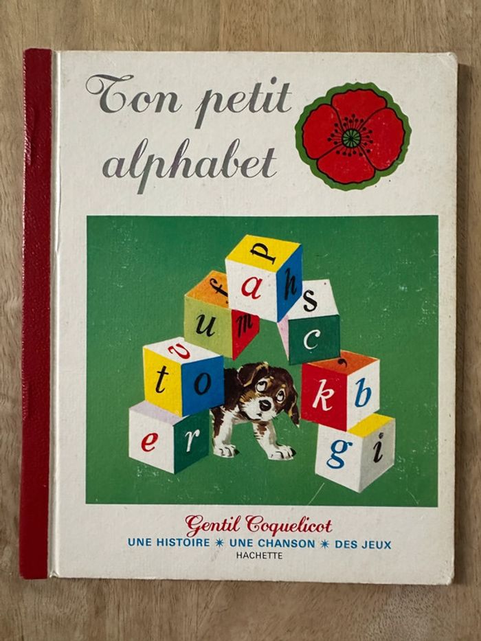 Gentil Coquelicot livre bd album cartonné Ton petit alphabet abécédaire Pierre Probst Hachette