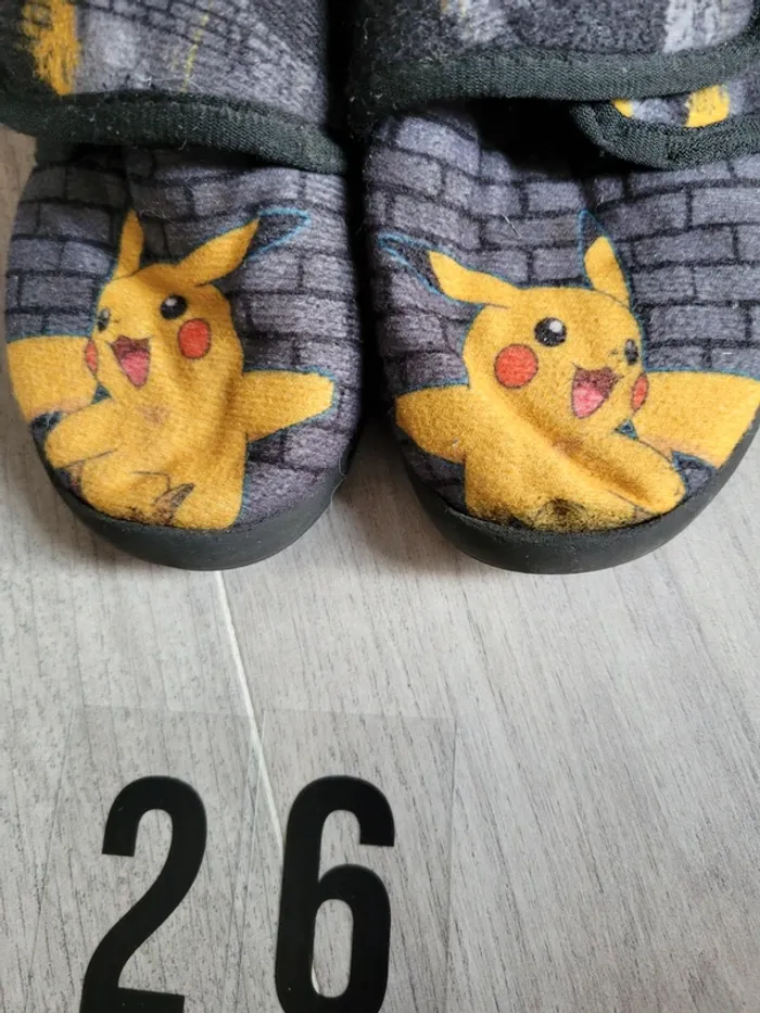 Chausson Pokemon 26 - photo numéro 2