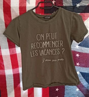 Tee Shirt Kaki avec inscription - Cloothes