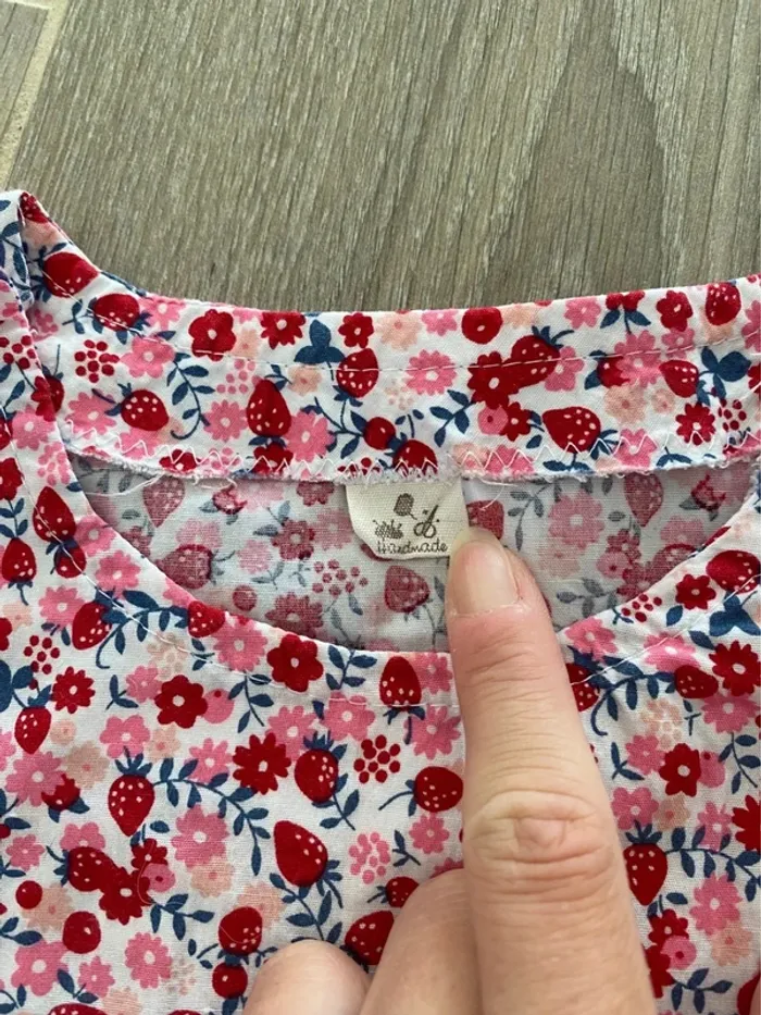 Joli haut liberty fille rose 5/6ans fait main - photo numéro 4