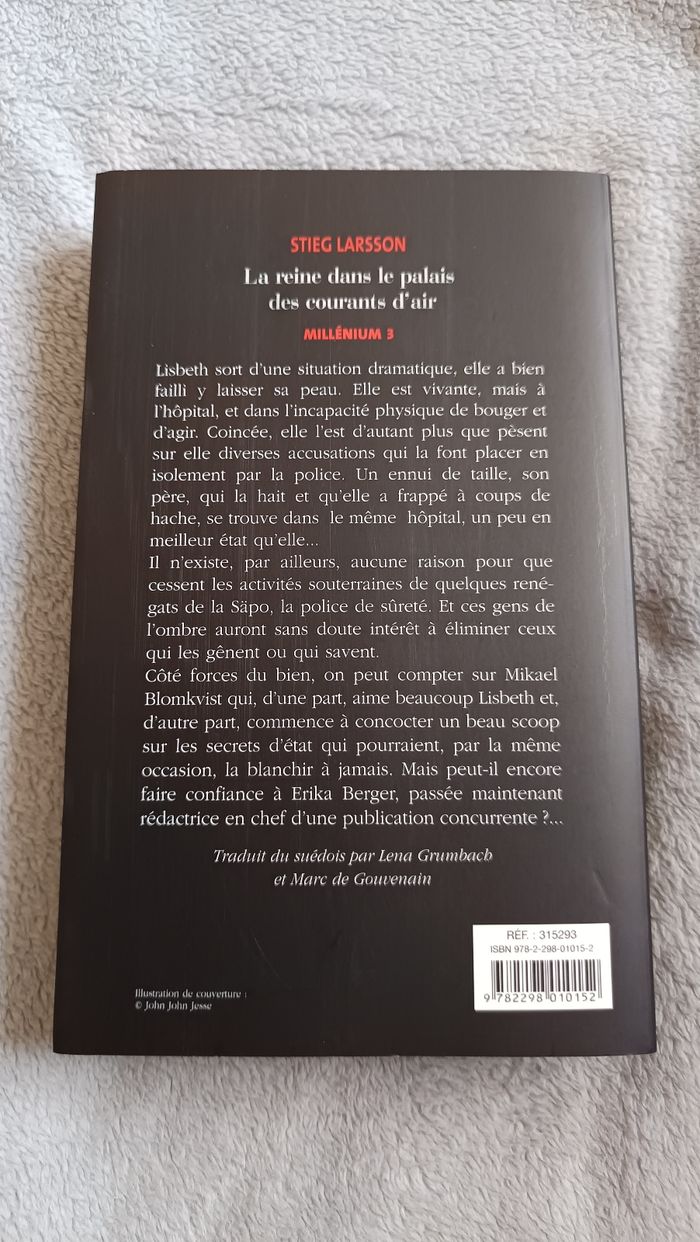 " La reine dans le palais des courants d'air" - photo numéro 2