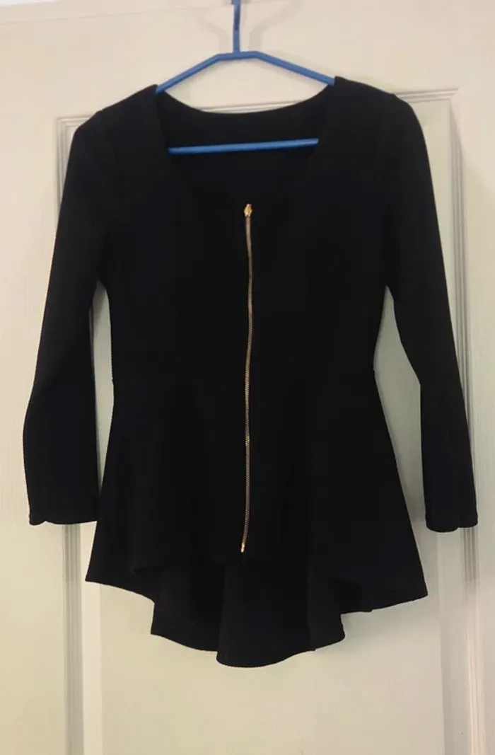 Veste cintrée noire à basque – Zip doré Taille 34/36 - photo numéro 8