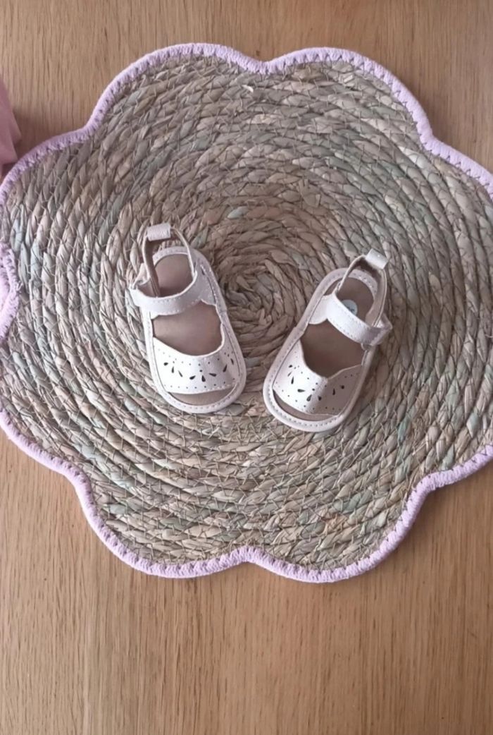 Chaussure bebe 3/6mois - photo numéro 3