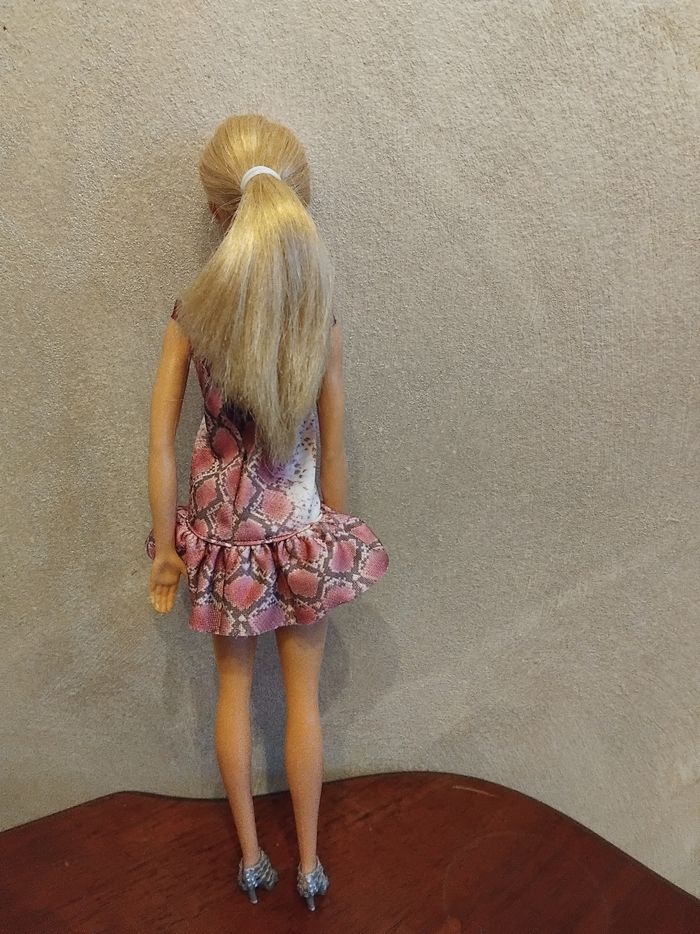 Poupée Barbie - photo numéro 4