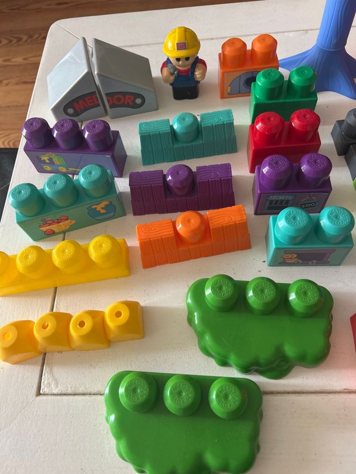 Lot pièces Mega Bloks - photo numéro 2