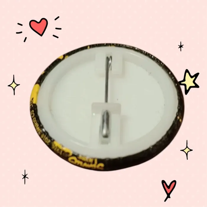 Rare Pin's Hello Kitty - photo numéro 2