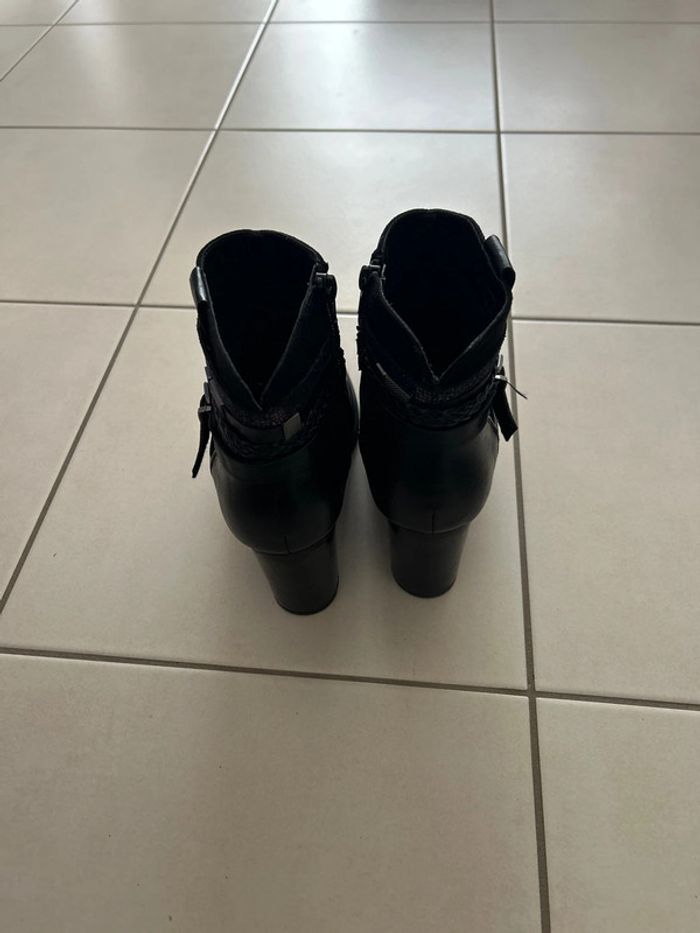 Chaussures à talons - photo numéro 3