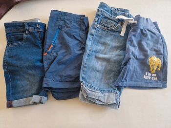 Lot shorts 8 ans