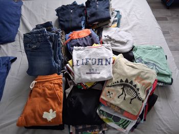 Gros lot de vêtements garçon en 10 ans