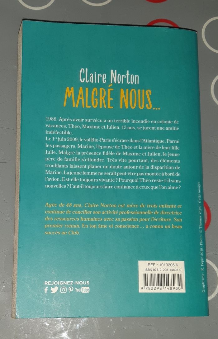 Livre Malgré nous - photo numéro 2