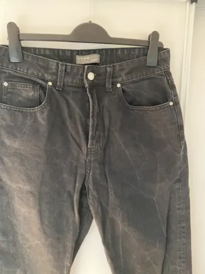 Jean noir mom taille 42 - photo numéro 2