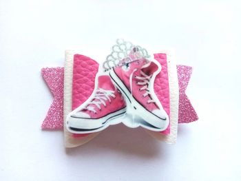 barrette cheveux baskets montantes 8cm neuf