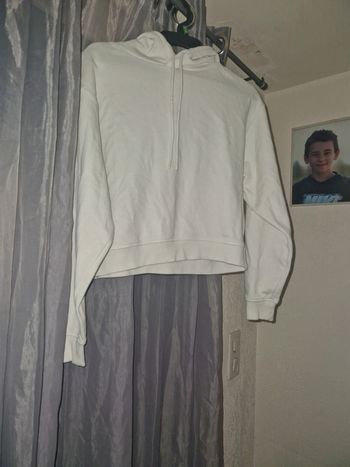 Pull à capuche blanc