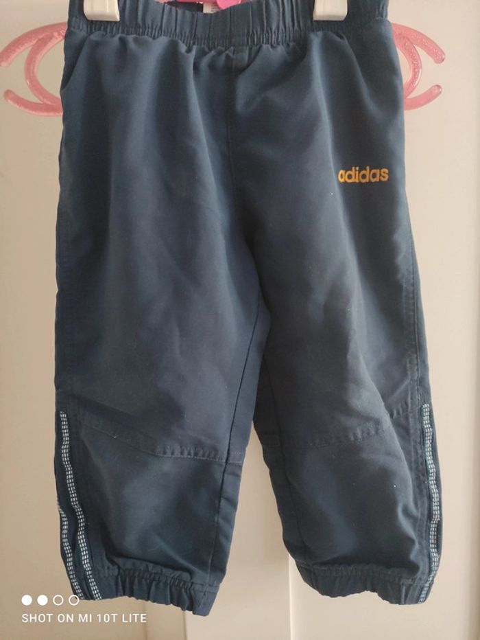 Pantalon bleu Adidas