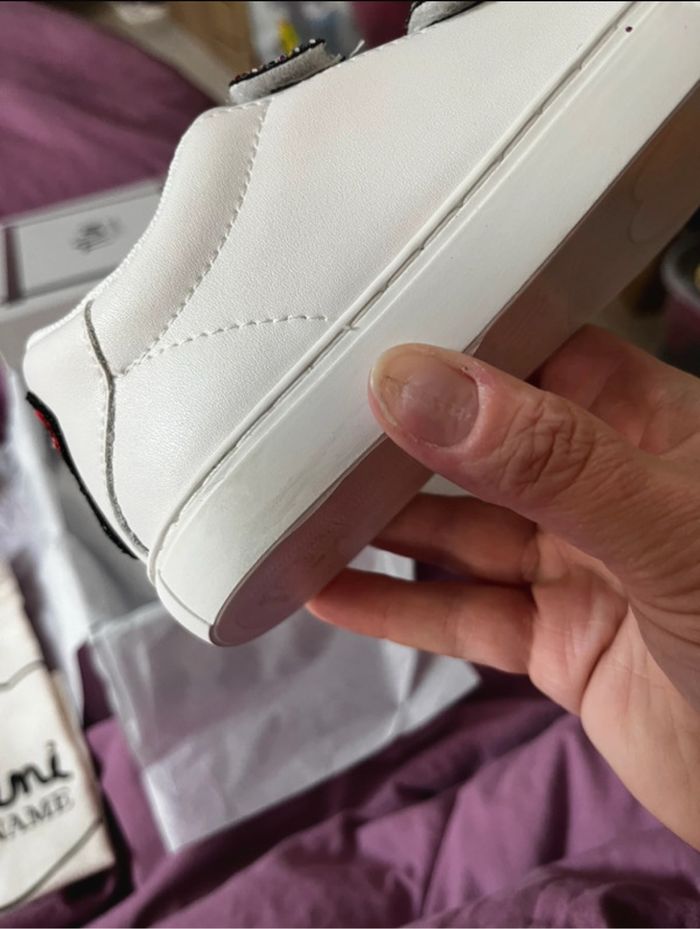 Très belles Baskets fille 29 mini paname - photo numéro 4