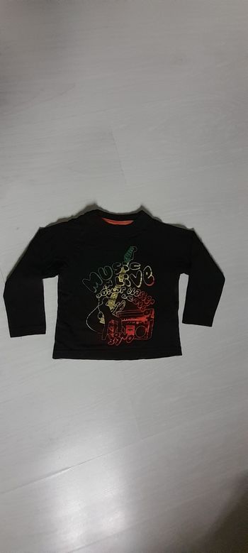 Tee-shirt manches longues T 3 ans