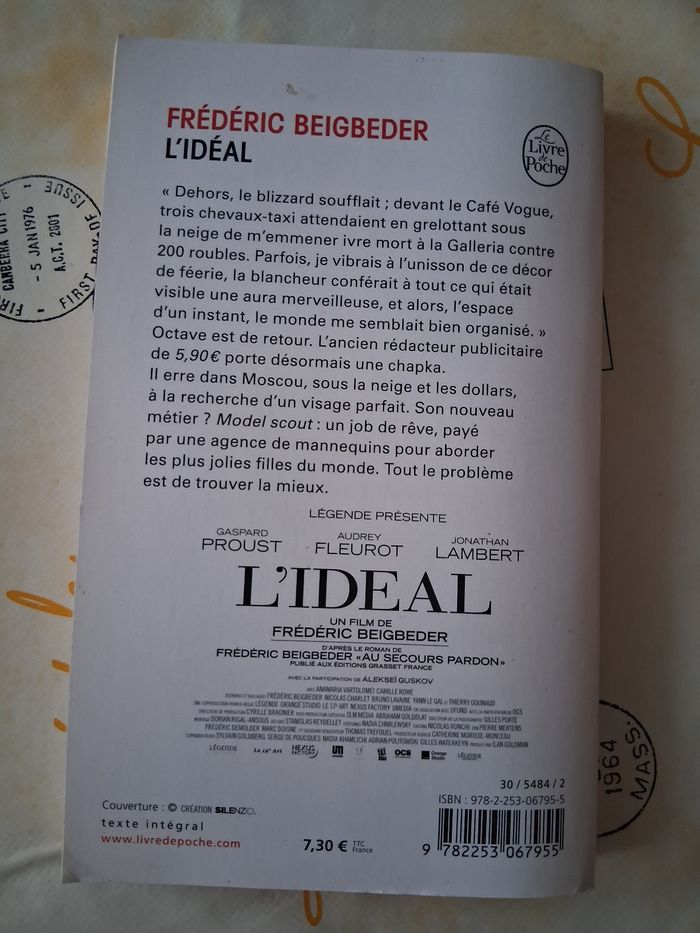 Livre de poche L'idéal de Beigbeder - photo numéro 3