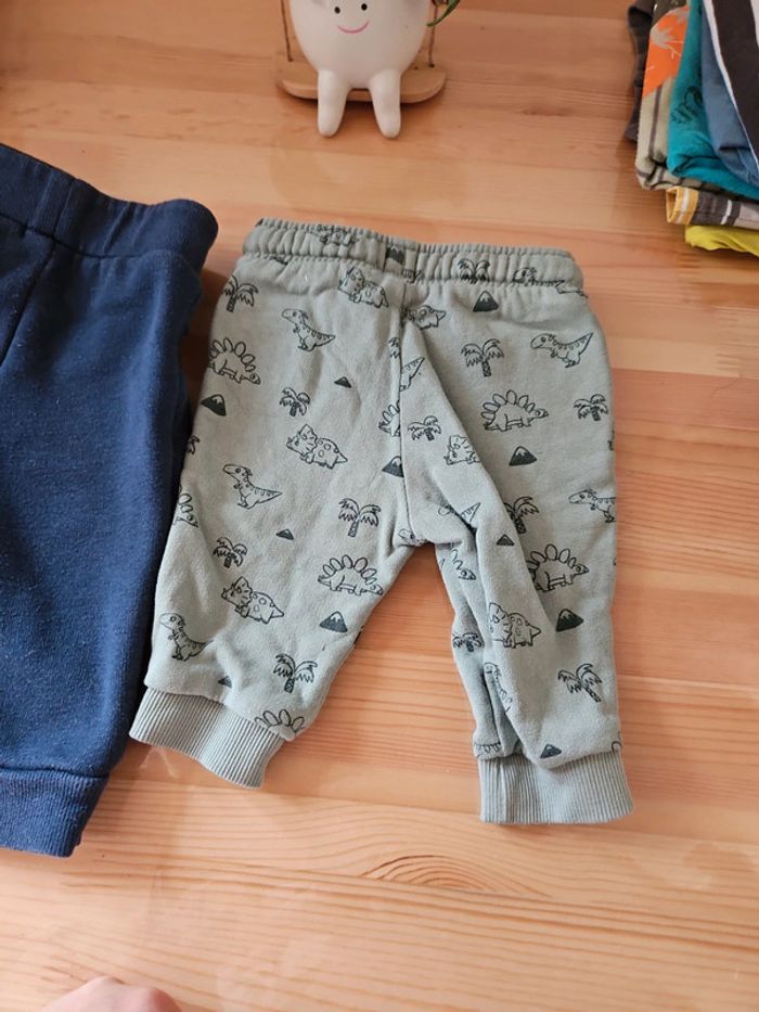 Lot jogging bébé garçon 3mois dinosaure - photo numéro 5