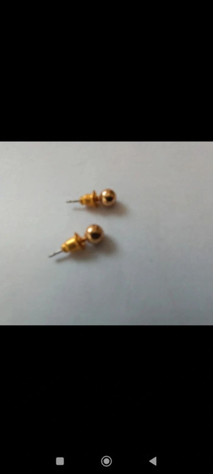Boucles d'oreilles fantaisie - photo numéro 3