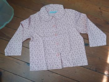Chemise rose clair motif fleurs