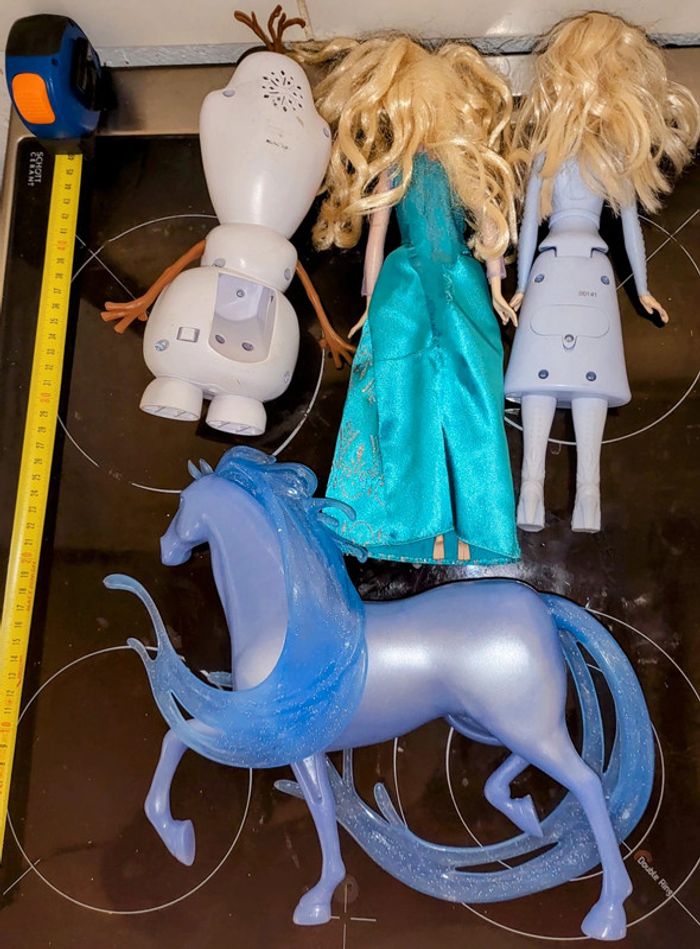 Lot de figurines poupée Barbie Walt Disney la reine des neiges Frozen Mattel - photo numéro 2