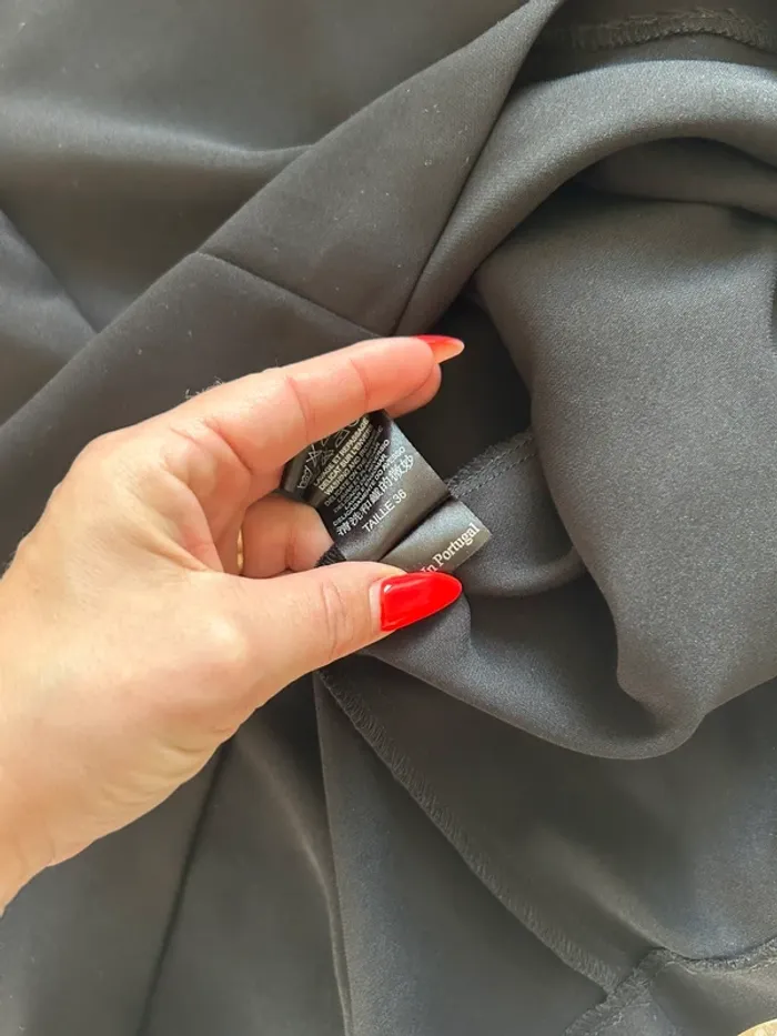 Robe noire, Cop copine taille 36 - photo numéro 3