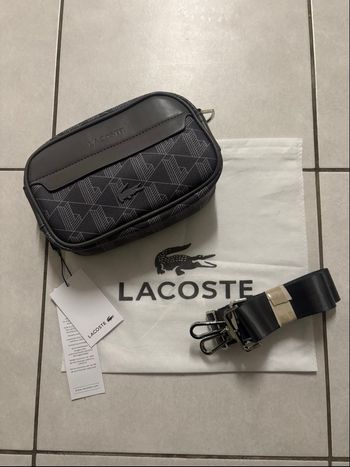 Sacoche Lacoste