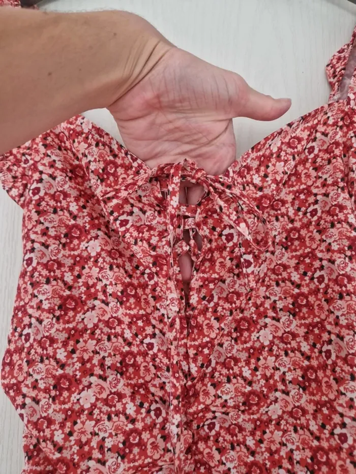 Jolie robe moulante d'été fleurie femme shein taille S/36 - photo numéro 4