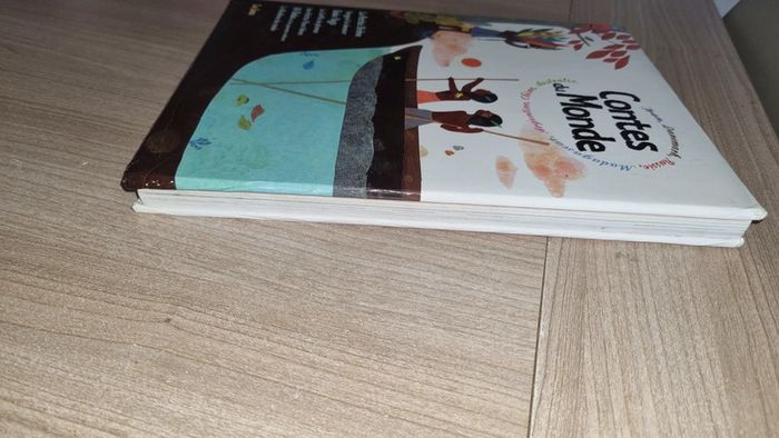 Livre conte du monde - photo numéro 4